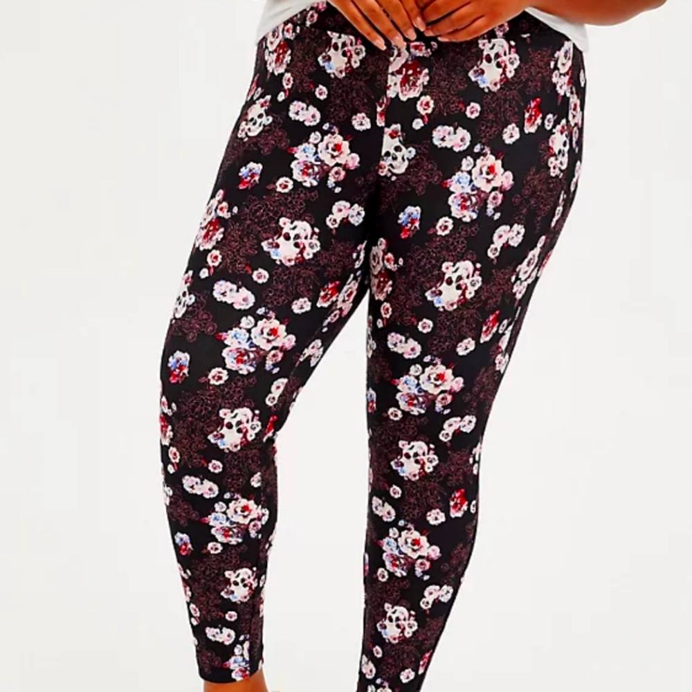 Torrid Pixie Pants Luxe Ponte Floral Skulls